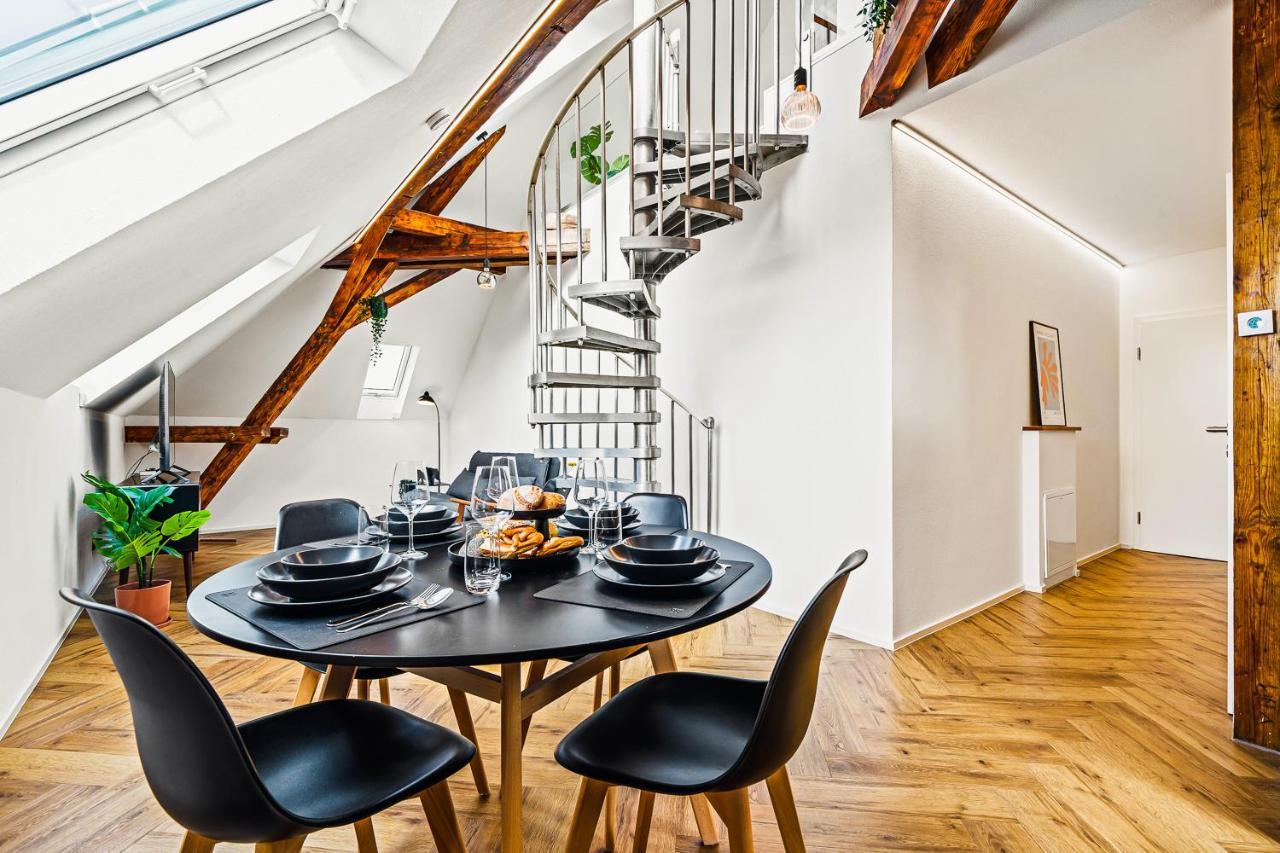 Maisonette-Wohnung mit freigelegtem Fachwerk Meckenbeuren Exterior foto